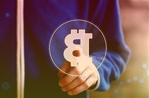 雷軍：王翔將在月底卸任小米集團總裁職務退休，盧偉冰接任