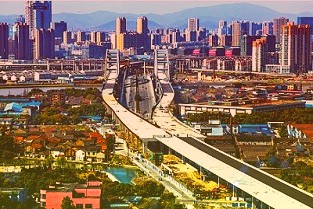 全國首個(gè)！青島港前灣港區(qū)加氫站項(xiàng)目通過工程“云驗(yàn)收”